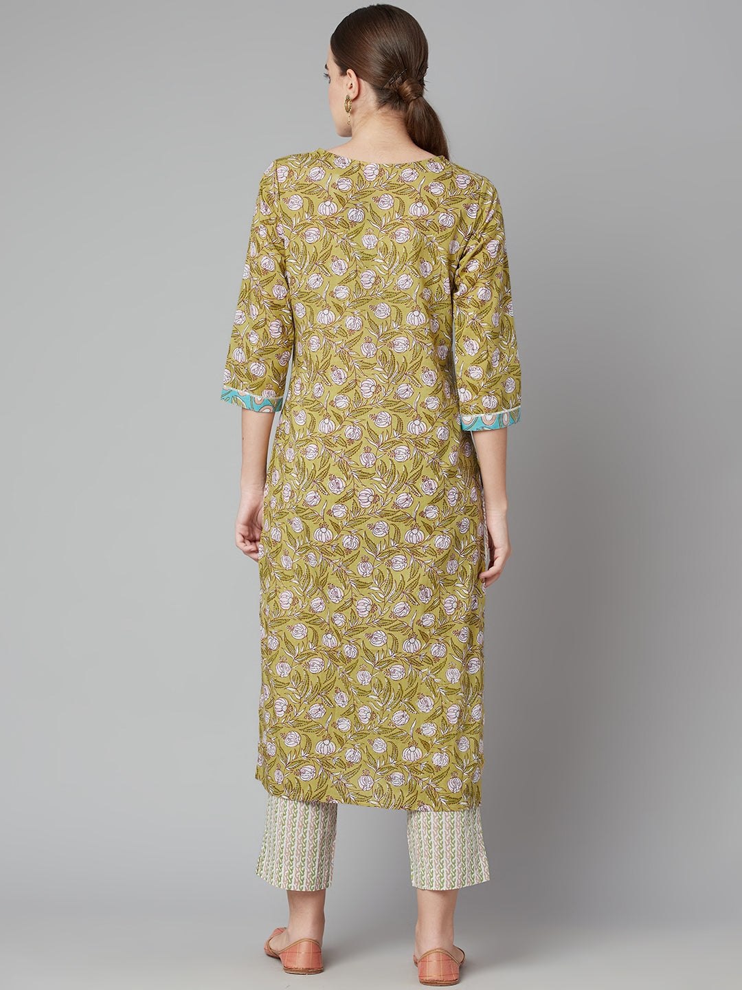 Women'S Pastel Green Floral Printed Cotton Kurta Pant Set | LASVINI - Redefining Indian Fashion with Elegance