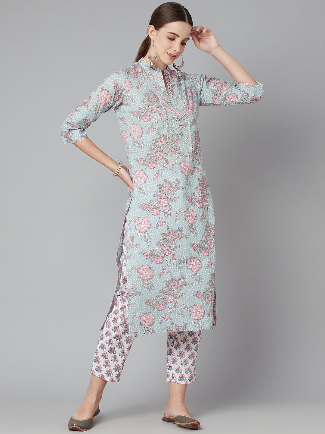 Women'S Grey Pastel Floral Printed Cotton Kurta Pant Set | LASVINI - Redefining Indian Fashion with Elegance