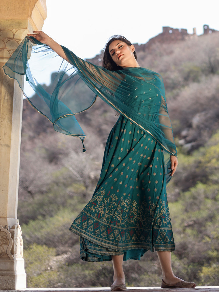 Women'S Rama Green Rayon Shoulder Strip Anarkali Kurta With Net Dupatta | LASVINI - Redefining Indian Fashion with Elegance