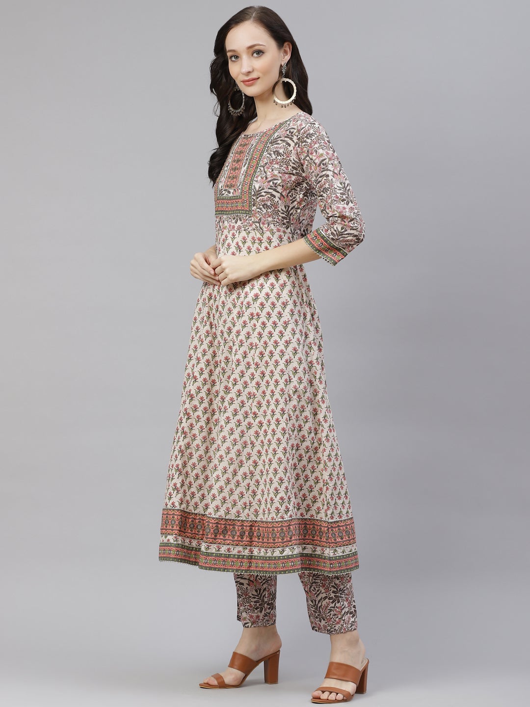 Women'S Off White Floral Anarkali Kurta Pant Set With Dupatta | LASVINI - Redefining Indian Fashion with Elegance