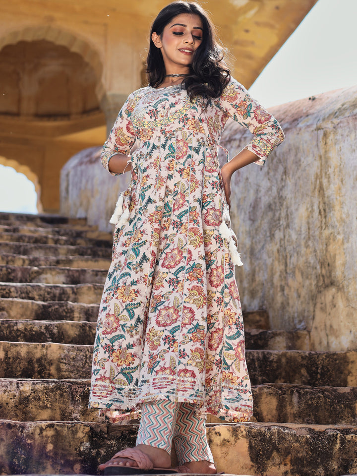 Women'S Off White Cotton Anarkali Kurta Pant Set | LASVINI - Redefining Indian Fashion with Elegance