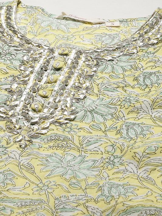 Women'S Yellow Cotton Straight Kurta Pant Set With Dupatta | LASVINI - Redefining Indian Fashion with Elegance