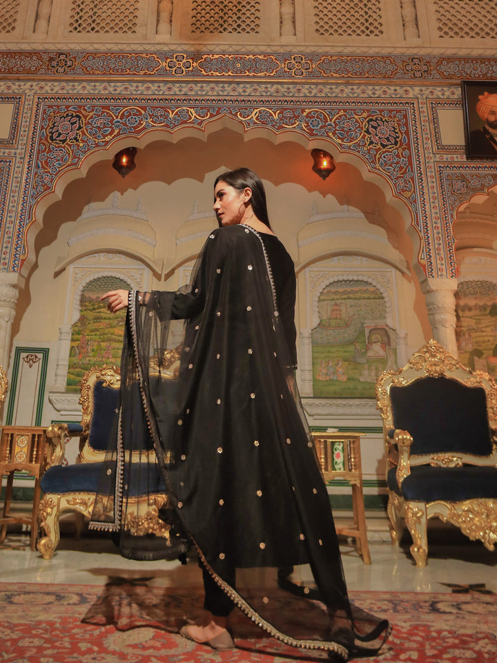 Women Black Velvet Hand Work Kurta Pant With Net Dupatta Set | LASVINI - Redefining Indian Fashion with Elegance