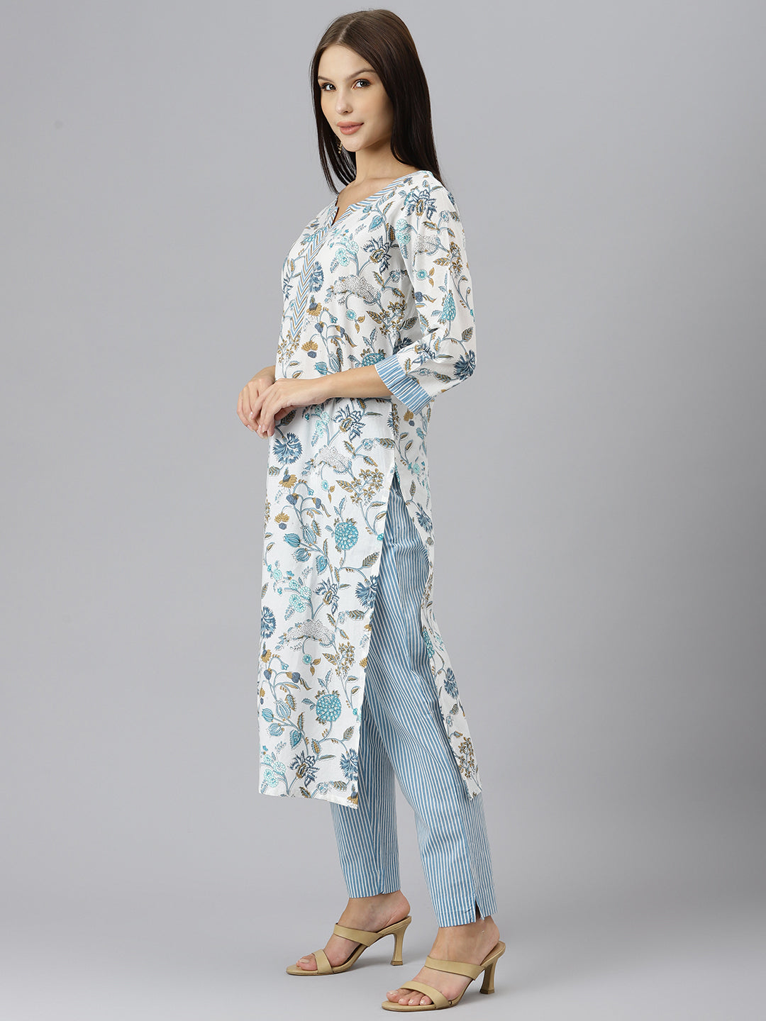 Women White Floral Printed Pure Cotton Kurta With Trousers | LASVINI - Redefining Indian Fashion with Elegance