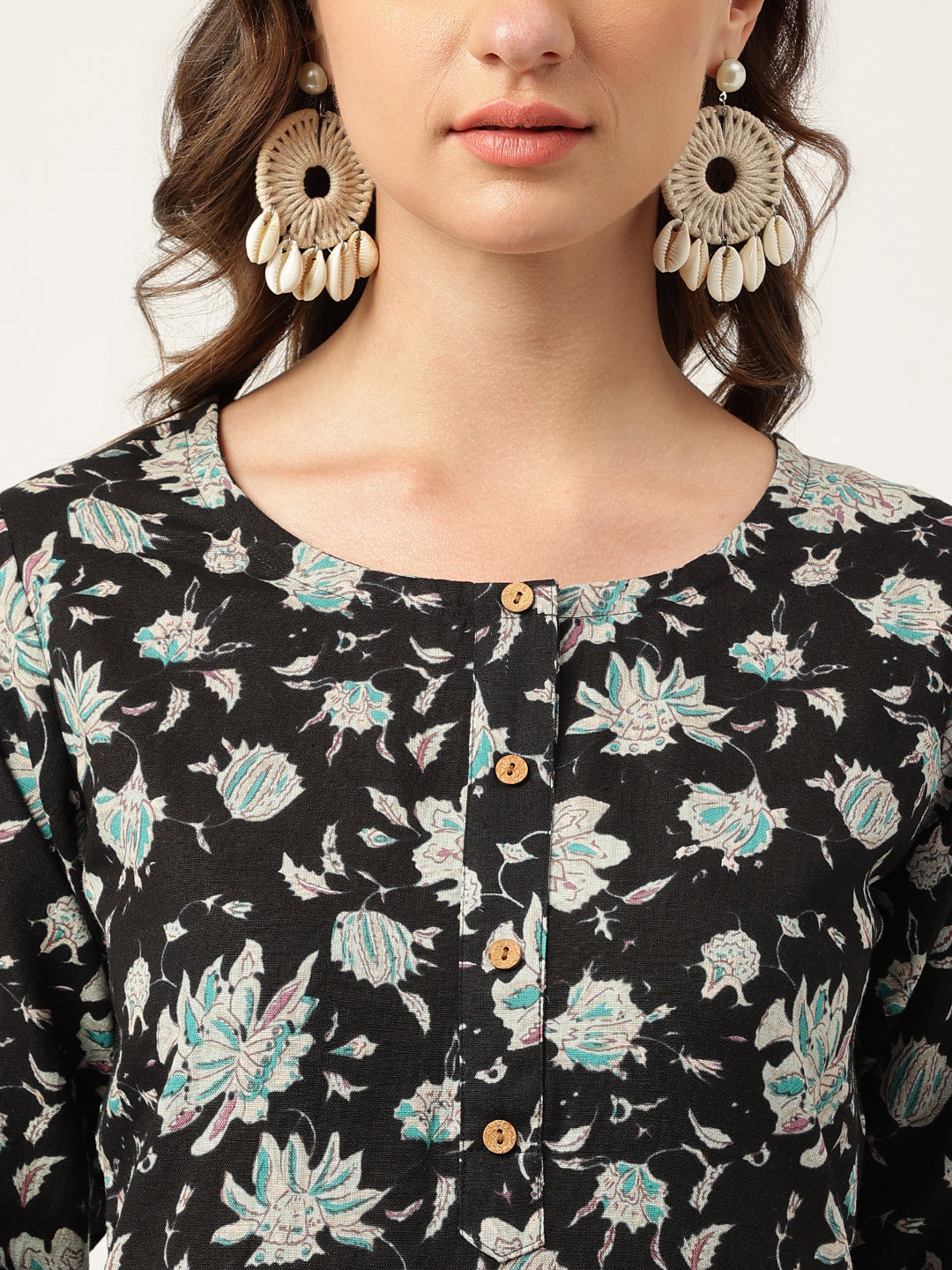 Black Floral Print Straight Fit Cotton Kurta | LASVINI - Redefining Indian Fashion with Elegance
