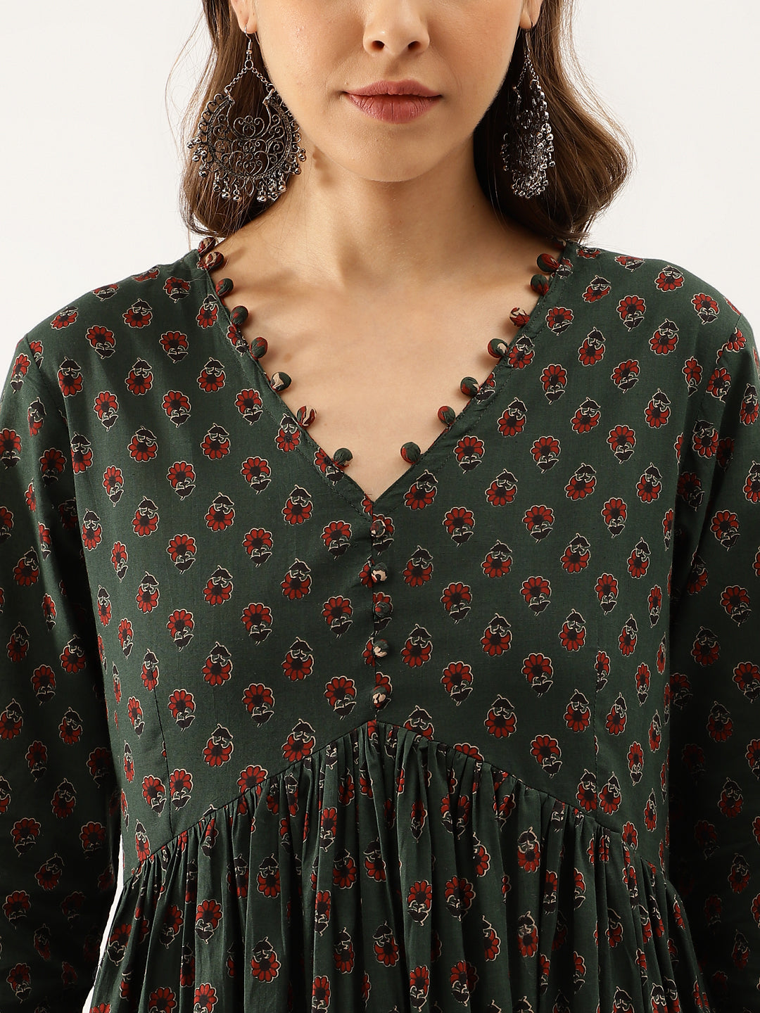Women Green Floral Print Cotton Kurta Set With Dupatta | LASVINI - Redefining Indian Fashion with Elegance