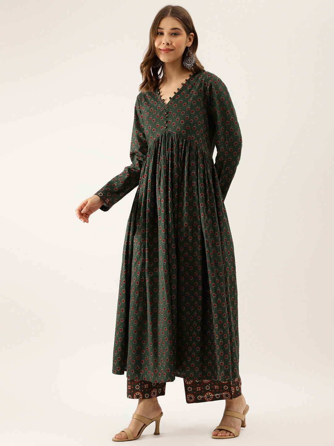 Women Green Floral Print Cotton Kurta Set With Dupatta | LASVINI - Redefining Indian Fashion with Elegance