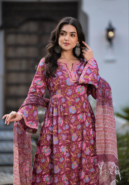 Magenta Hand Block Floral Printed Cotton Kurta Set | LASVINI - Redefining Indian Fashion with Elegance