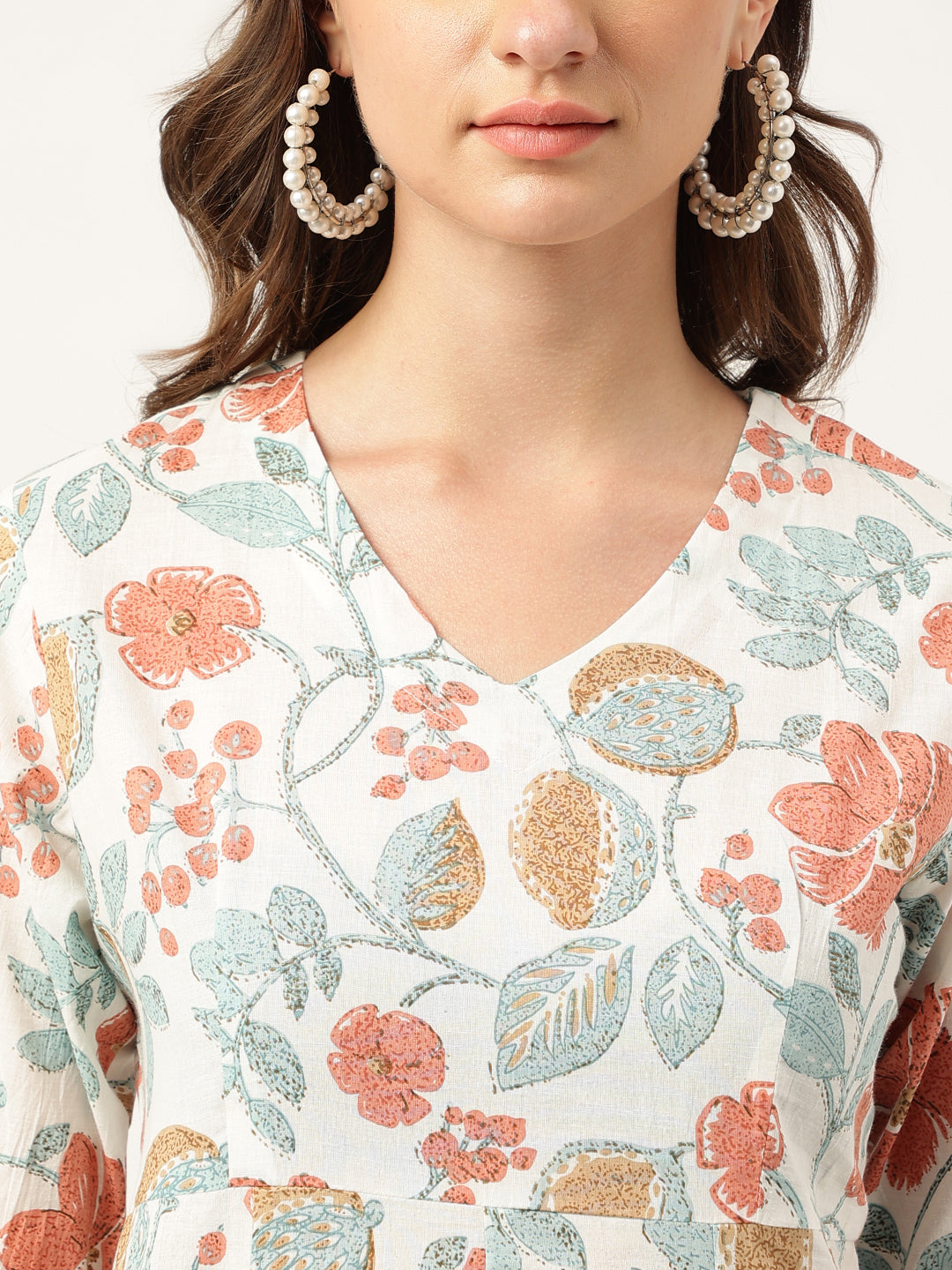 Women Floral Printed Pure Cotton Tunic With Trousers | LASVINI - Redefining Indian Fashion with Elegance