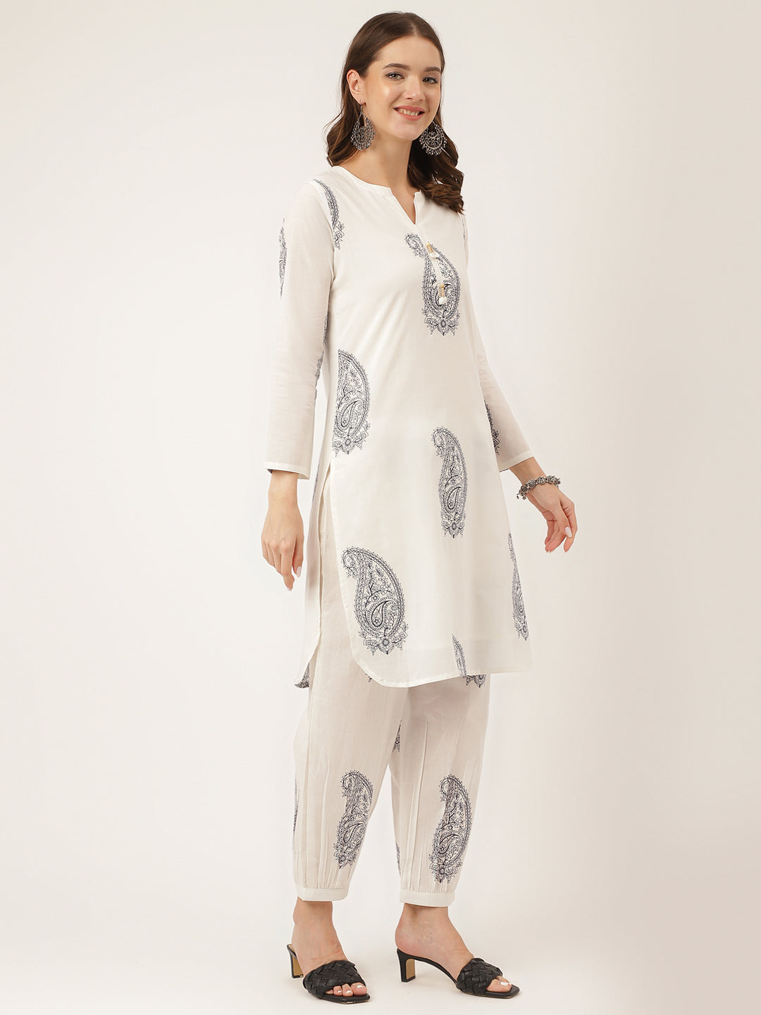 White Paisley Print Cotton Co-Ord Set | LASVINI - Redefining Indian Fashion with Elegance