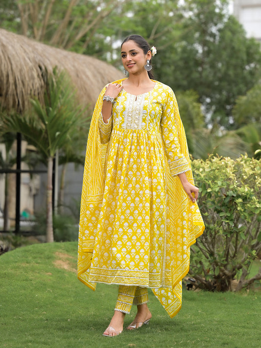 Yellow Floral Print Cotton Kurta Pants With Dupatta Set For Women | LASVINI - Redefining Indian Fashion with Elegance