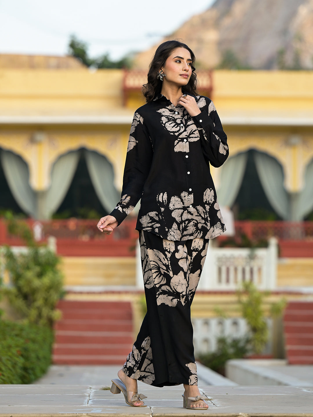 Black Hand Painted Women Muslin Co-Ord Set | LASVINI - Redefining Indian Fashion with Elegance