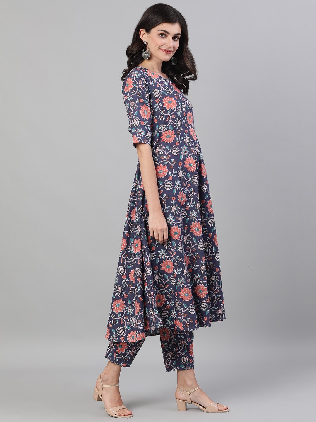 Women Blue Three-Quarter Sleeves Flared Kurta With Palazzo And Dupatta With Pockets And Face Mask | LASVINI - Redefining Indian Fashion with Elegance