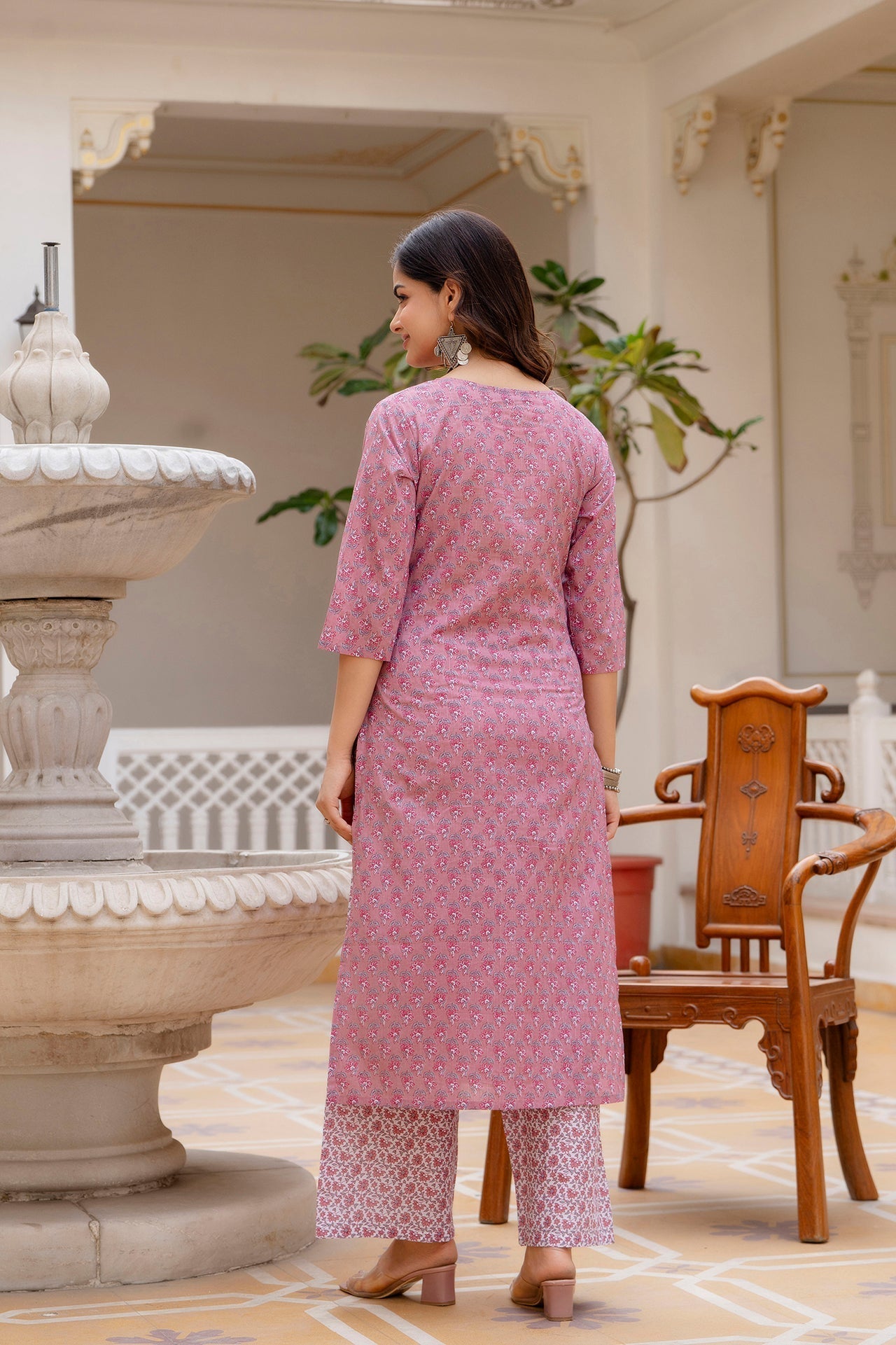 Women Pink Floral Printed Pure Cotton Kurta & Palazzos With Dupatta | LASVINI - Redefining Indian Fashion with Elegance