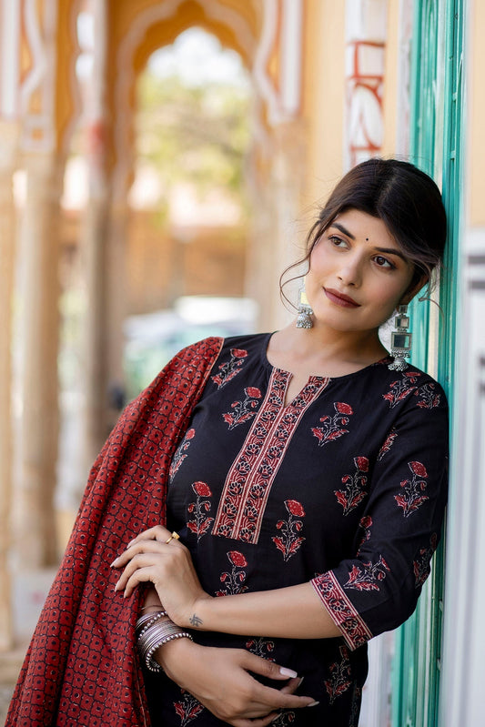 Women Black & Maroon Floral Printed Straight Kurta With Palzzo And Dupatta | LASVINI - Redefining Indian Fashion with Elegance