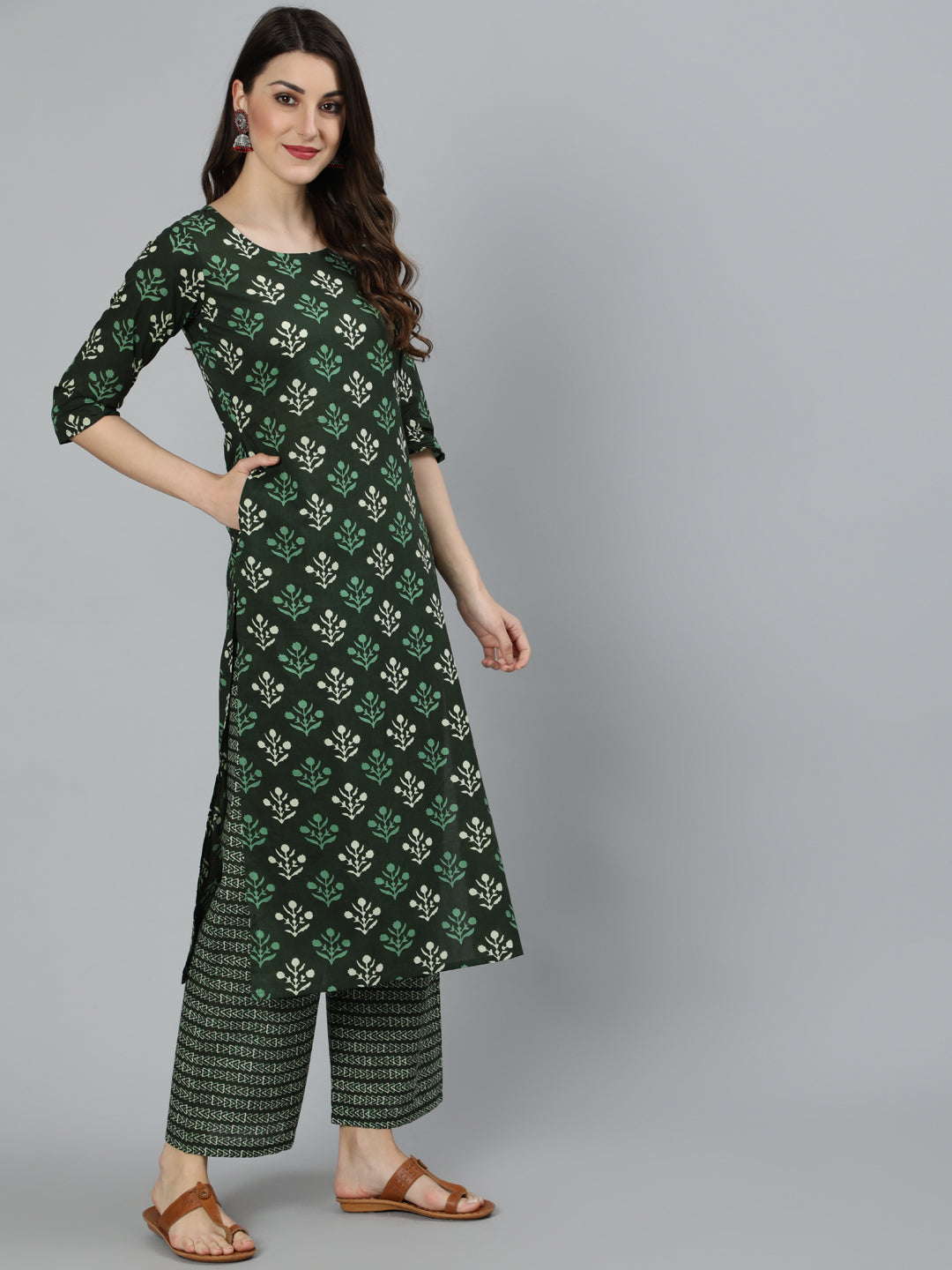 Women Green Ethnic Printed Straight Kurta With Three Quarter Sleeves | LASVINI - Redefining Indian Fashion with Elegance