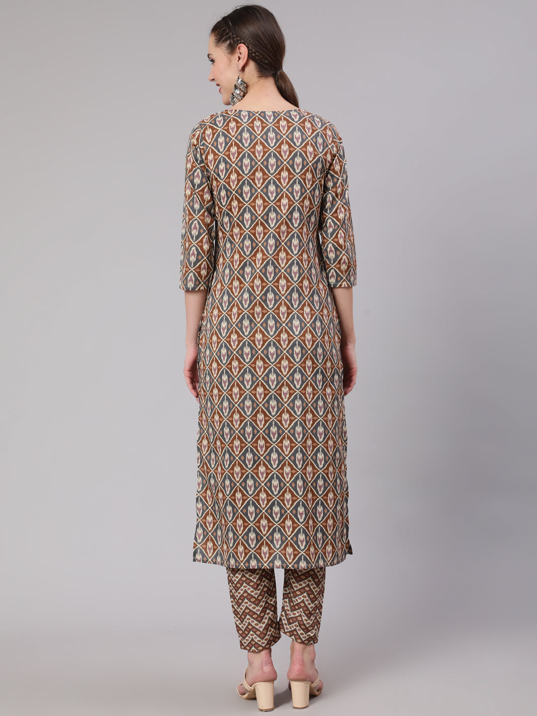 Women Multi Geometric Printed Straight Kurta With Palazzo | LASVINI - Redefining Indian Fashion with Elegance