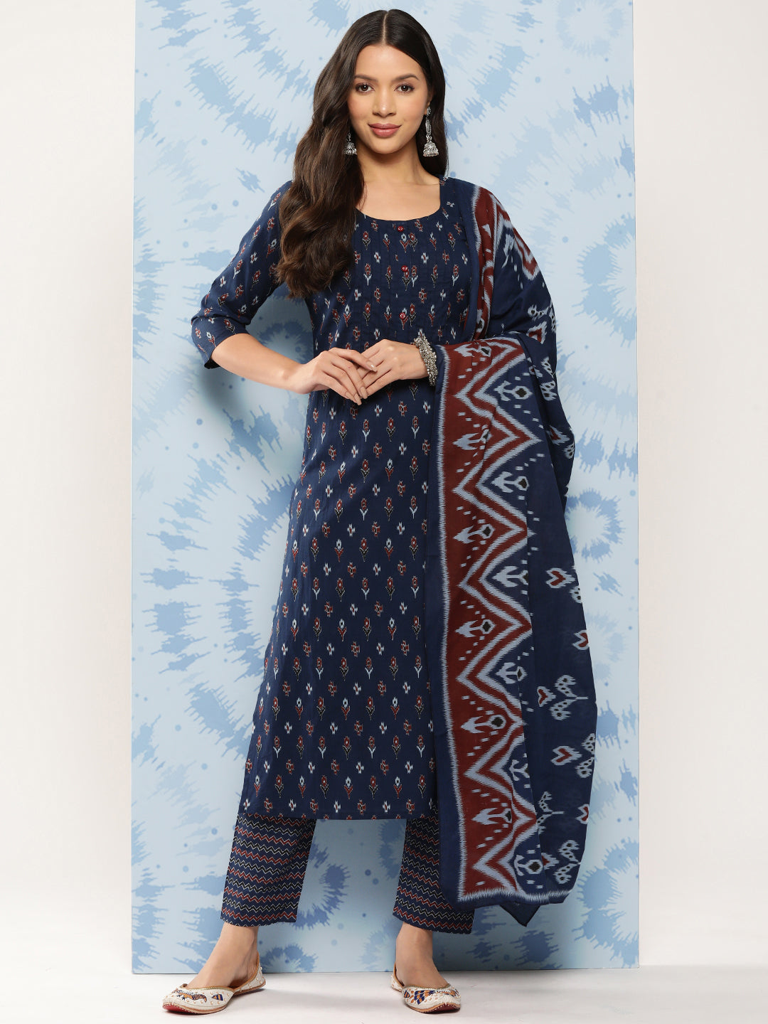 Women Blue Ethnic Printed Straight Kurta With Trouser | LASVINI - Redefining Indian Fashion with Elegance