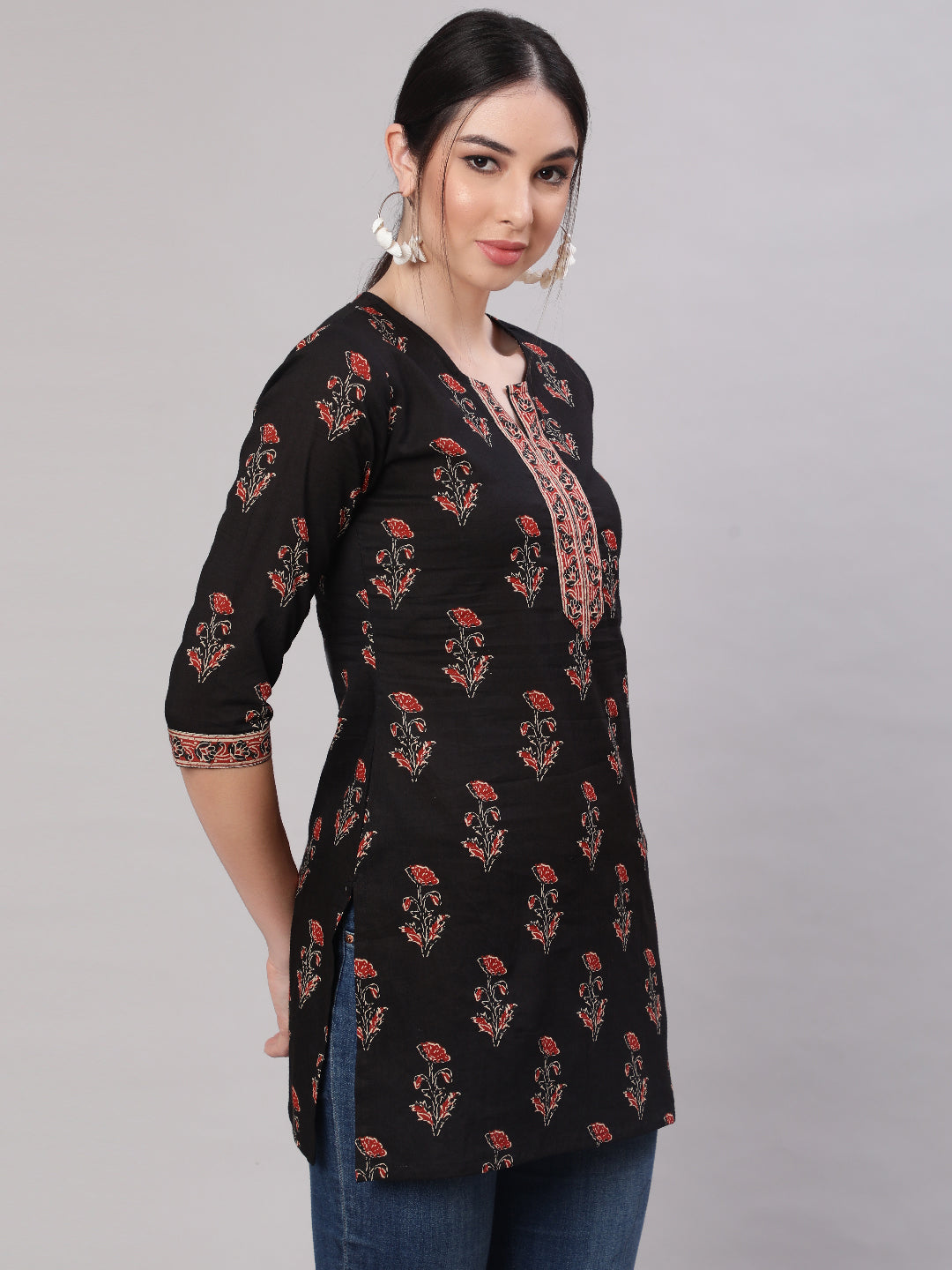 Women Black Straight Tunic With Three Quarter Sleeves | LASVINI - Redefining Indian Fashion with Elegance