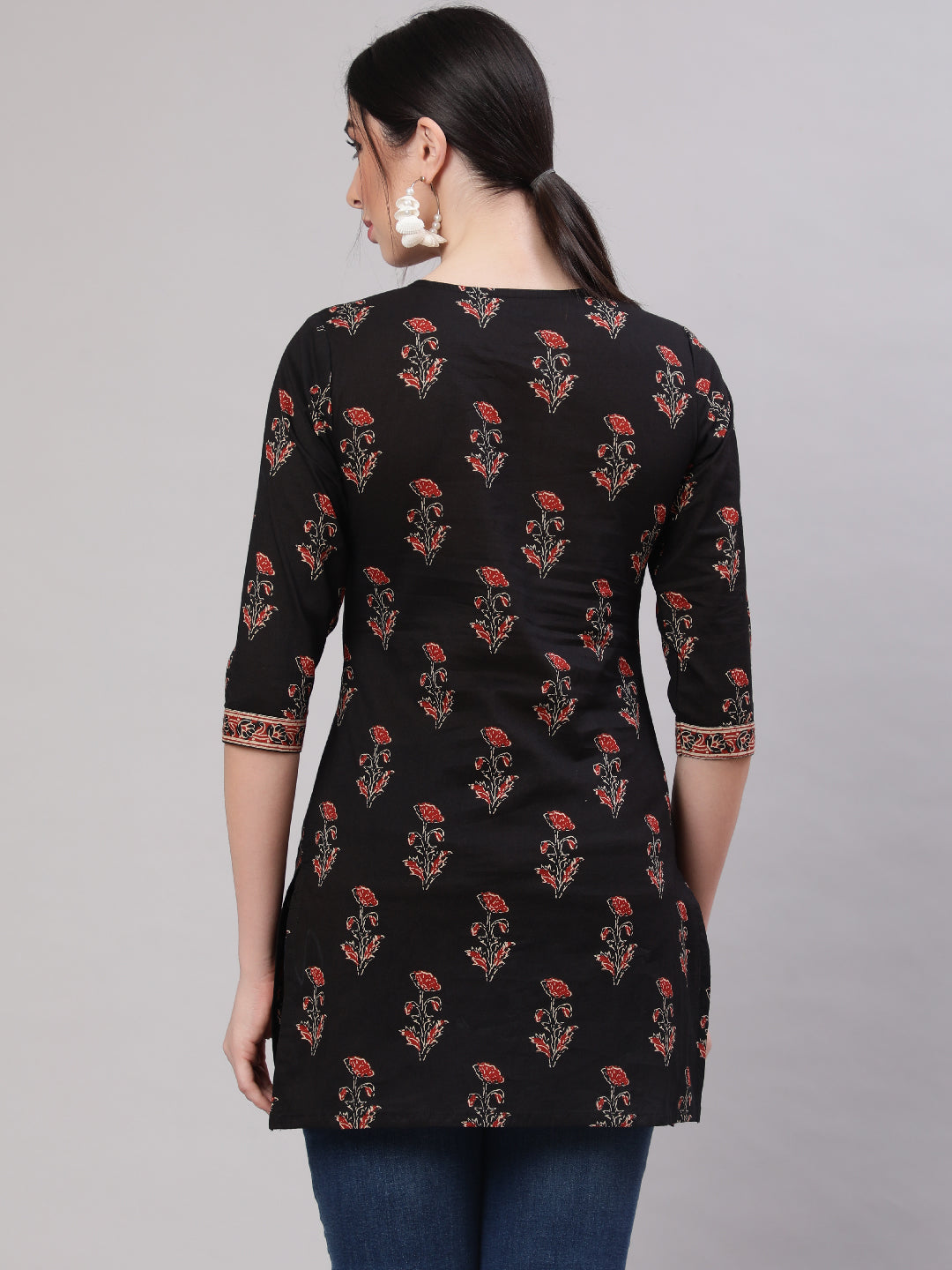 Women Black Straight Tunic With Three Quarter Sleeves | LASVINI - Redefining Indian Fashion with Elegance