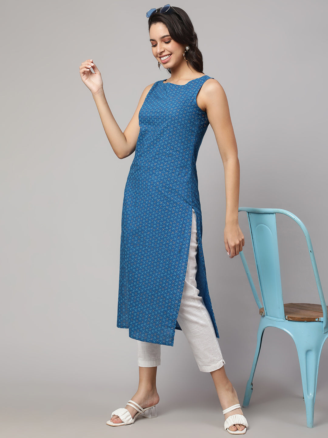 Women Blue Printed Straight Sleeveless Kurta | LASVINI - Redefining Indian Fashion with Elegance
