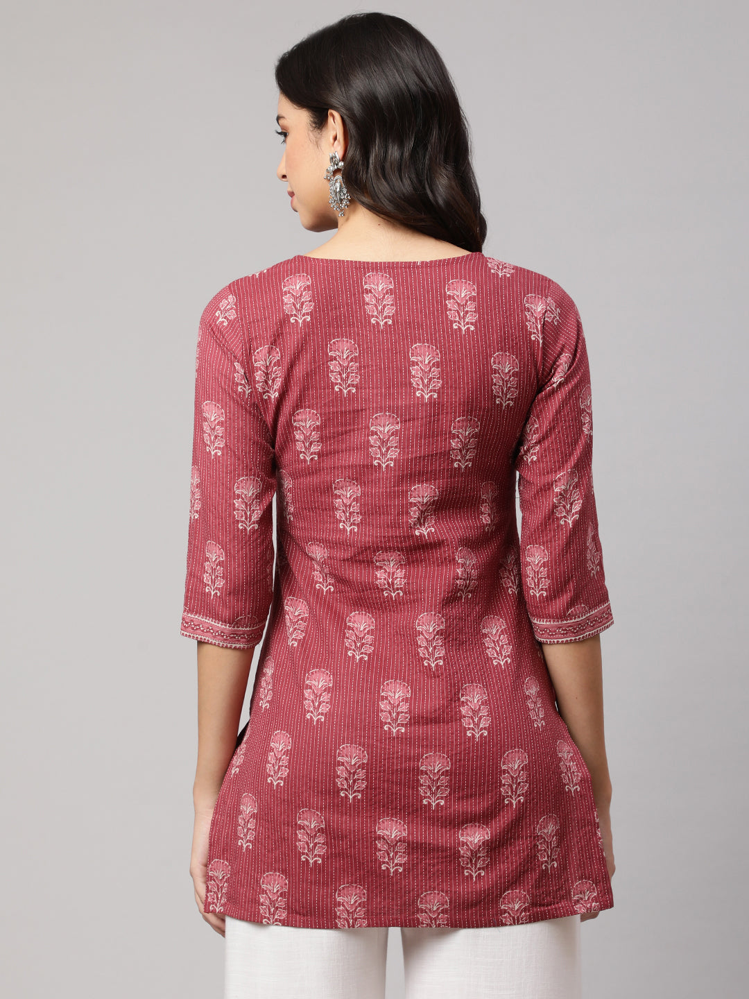 Women Mauve Straight Tunic With Three Quarter Sleeves | LASVINI - Redefining Indian Fashion with Elegance