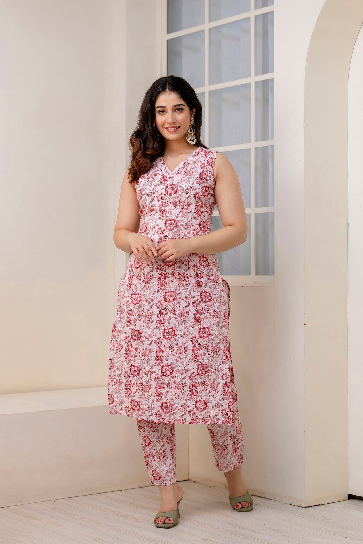 Women Off White Color Printed Straight Kurta With Trouser | LASVINI - Redefining Indian Fashion with Elegance