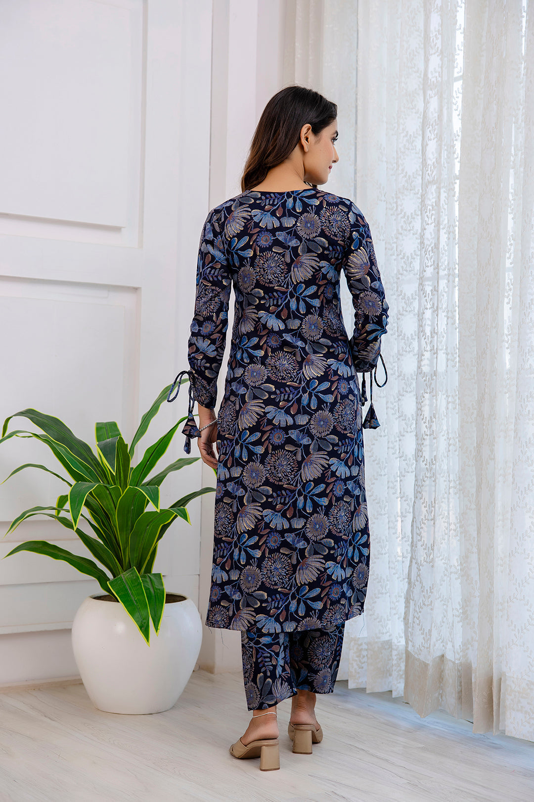 Women Navy Blue Ethnic Printed Straight Kurta With Trouser | LASVINI - Redefining Indian Fashion with Elegance