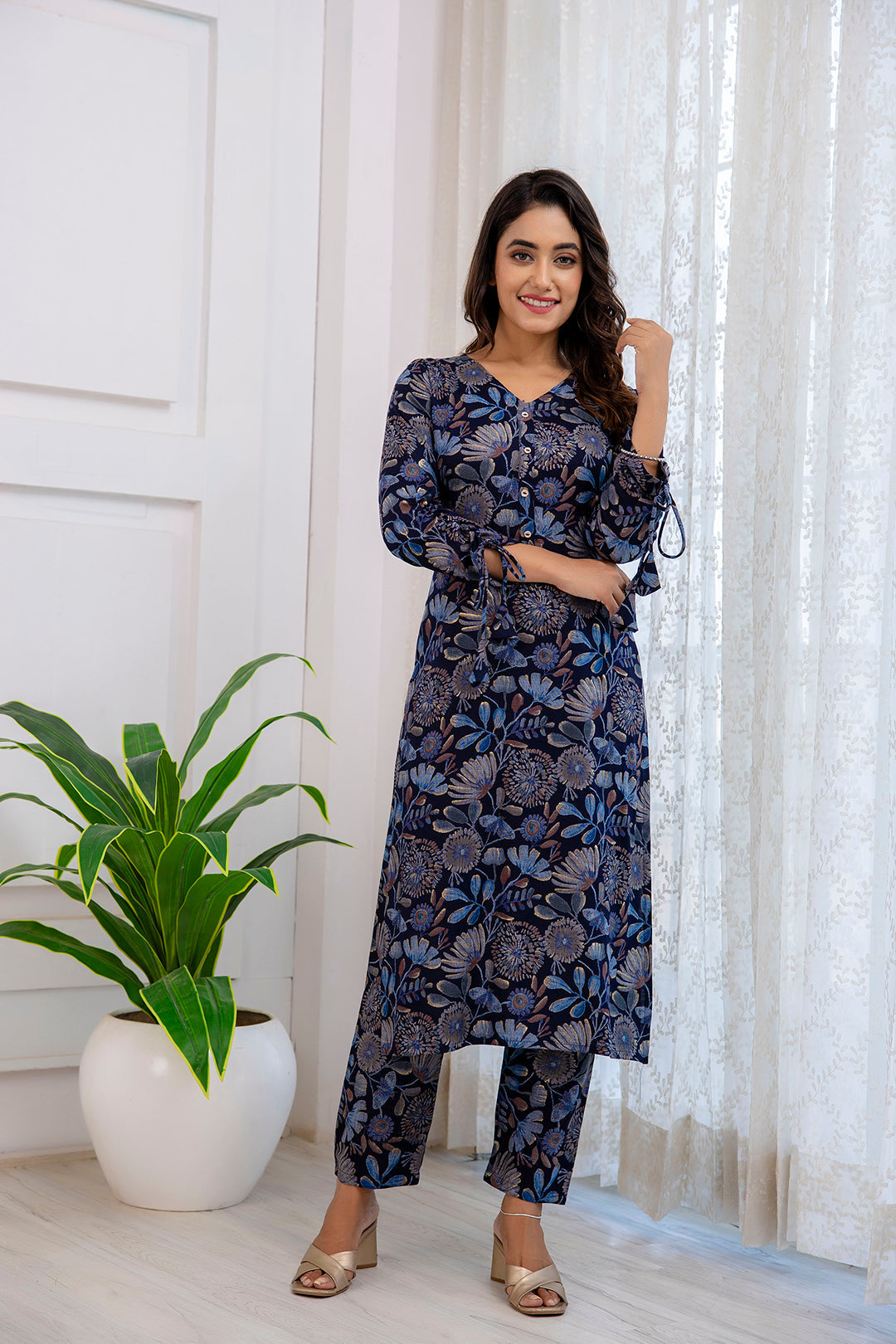 Women Navy Blue Ethnic Printed Straight Kurta With Trouser | LASVINI - Redefining Indian Fashion with Elegance