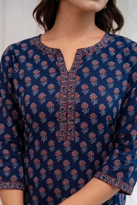 Women Blue Printed Straight Tunic | LASVINI - Redefining Indian Fashion with Elegance