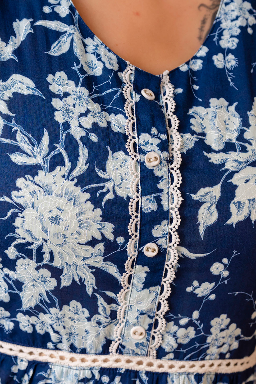Navy Blue Printed Straight Kurta With Three Quarter Sleeves | LASVINI - Redefining Indian Fashion with Elegance