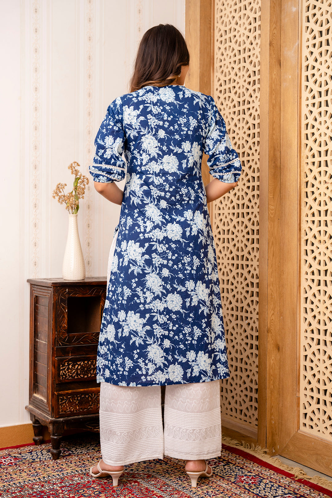 Navy Blue Printed Straight Kurta With Three Quarter Sleeves | LASVINI - Redefining Indian Fashion with Elegance