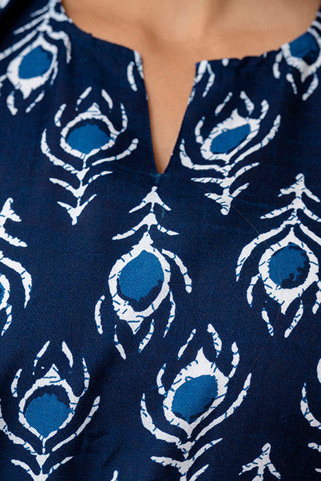 Women Navy Blue Printed Straight Tunic | LASVINI - Redefining Indian Fashion with Elegance