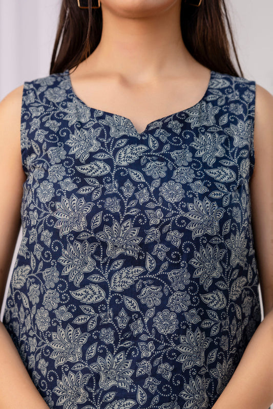 Women Navy Blue Printed Straight Tunic | LASVINI - Redefining Indian Fashion with Elegance