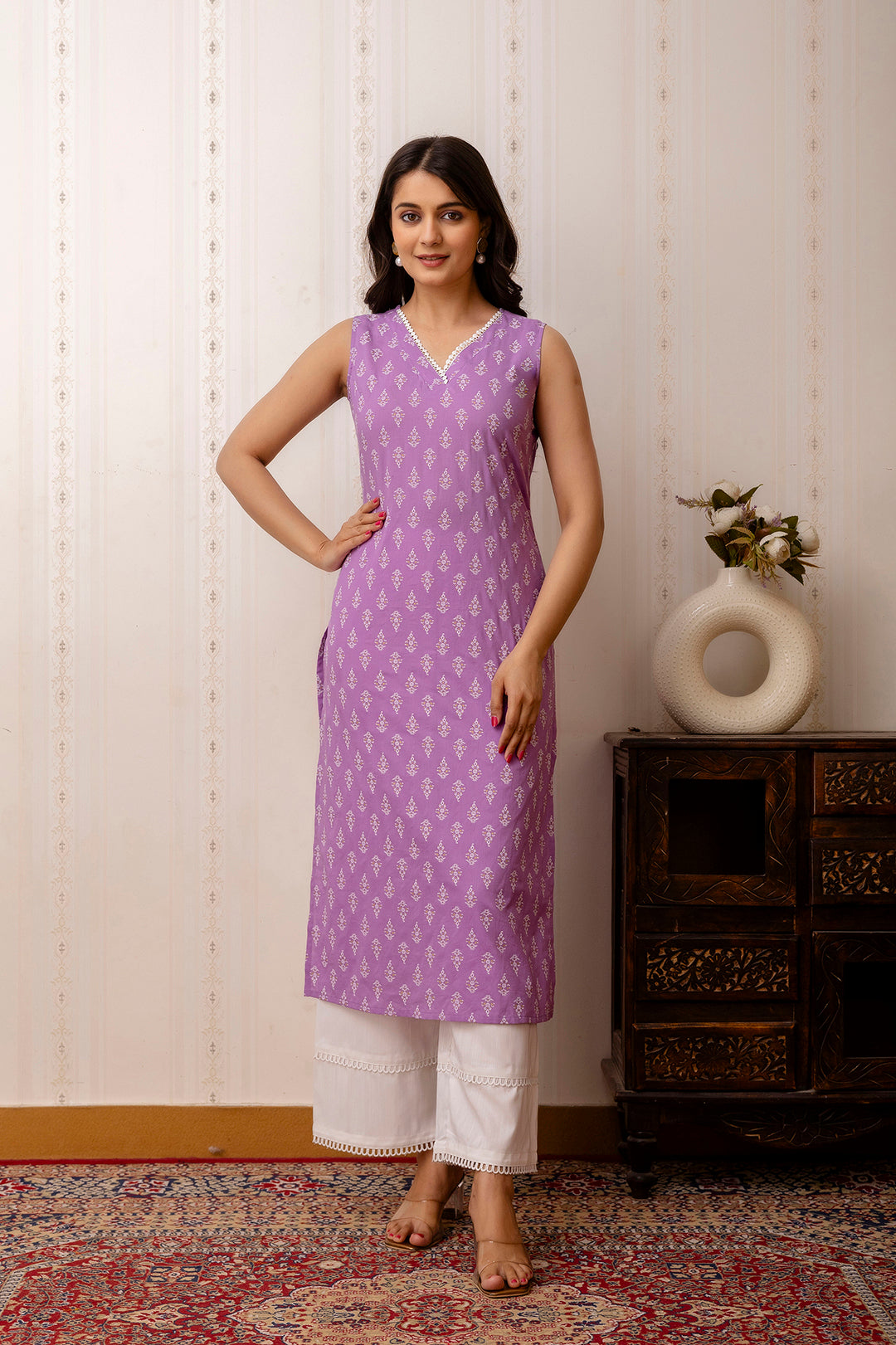 Women Purple Printed Straight Shoulder Straps Kurta | LASVINI - Redefining Indian Fashion with Elegance