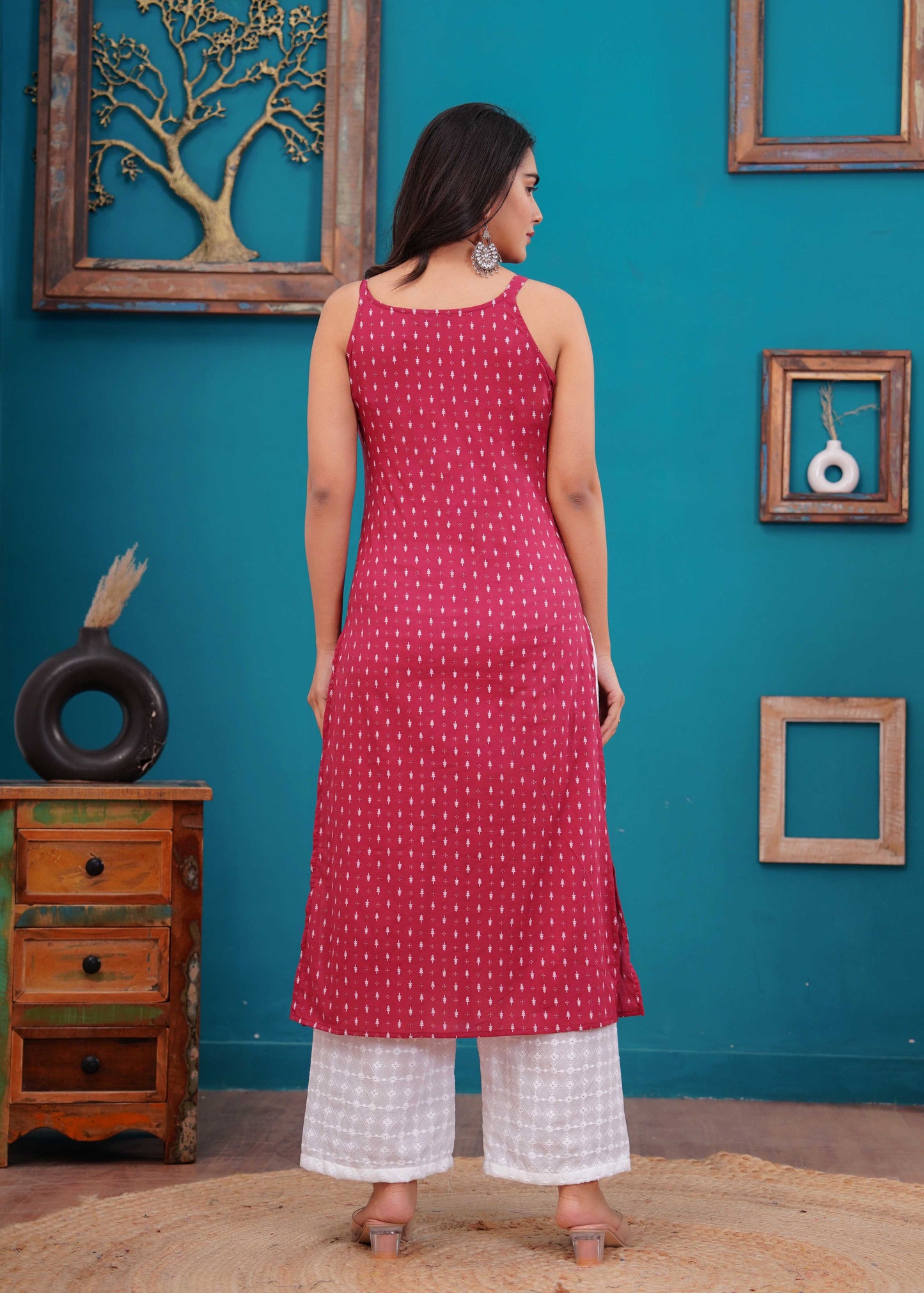 Women Pink Printed Straight Shoulder Straps Kurta | LASVINI - Redefining Indian Fashion with Elegance