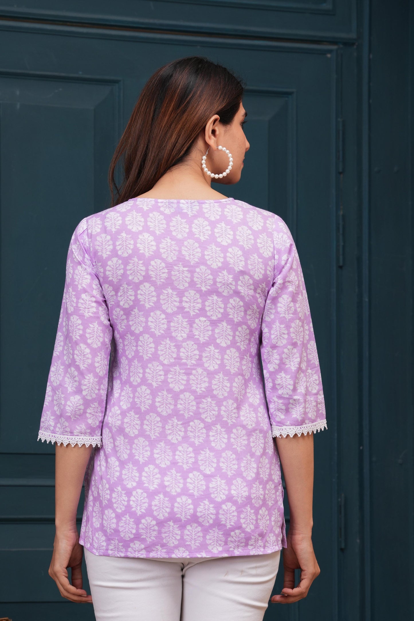 Women Lavender Printed Straight Tunic | LASVINI - Redefining Indian Fashion with Elegance