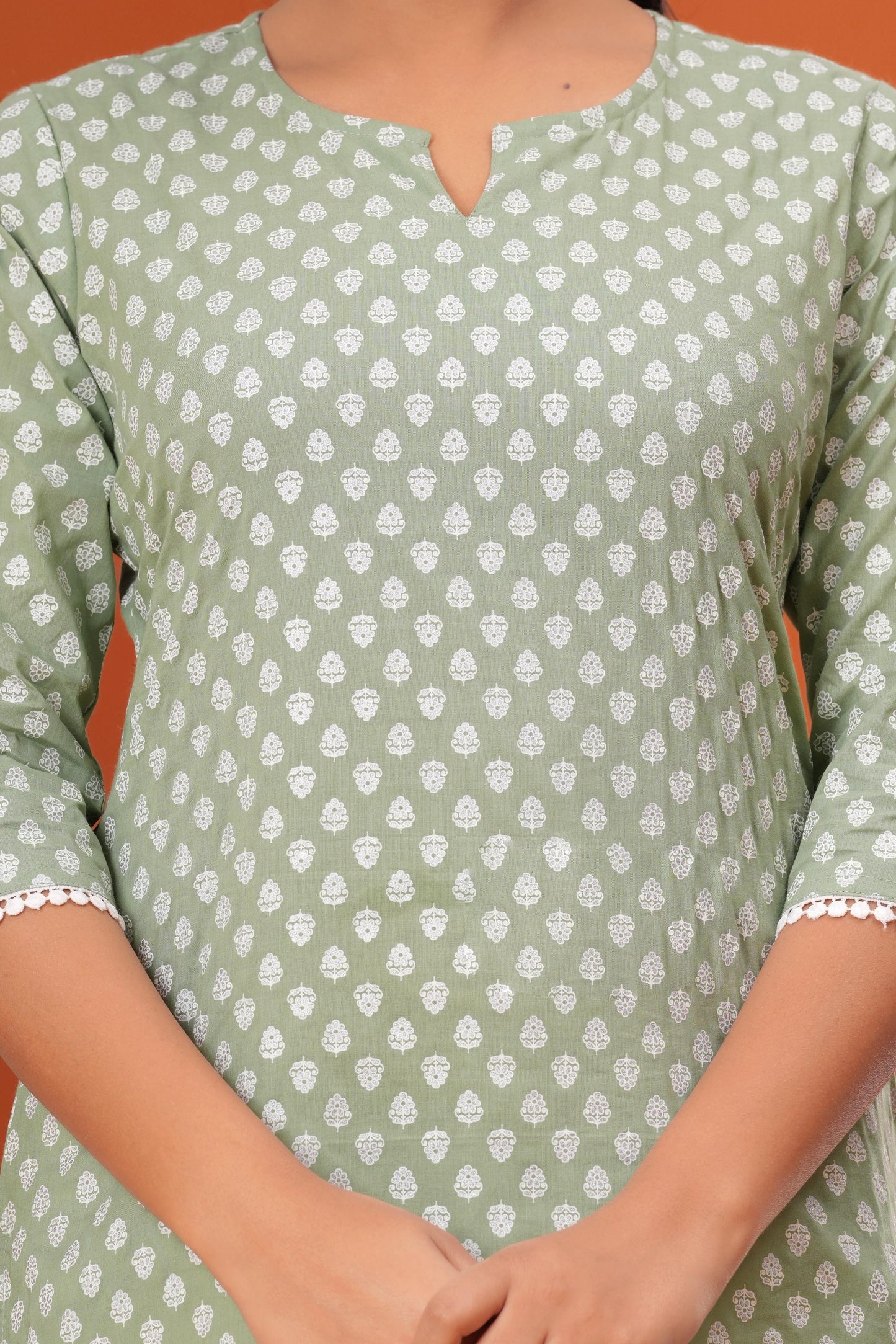 Women Green Printed Straight Tunic | LASVINI - Redefining Indian Fashion with Elegance
