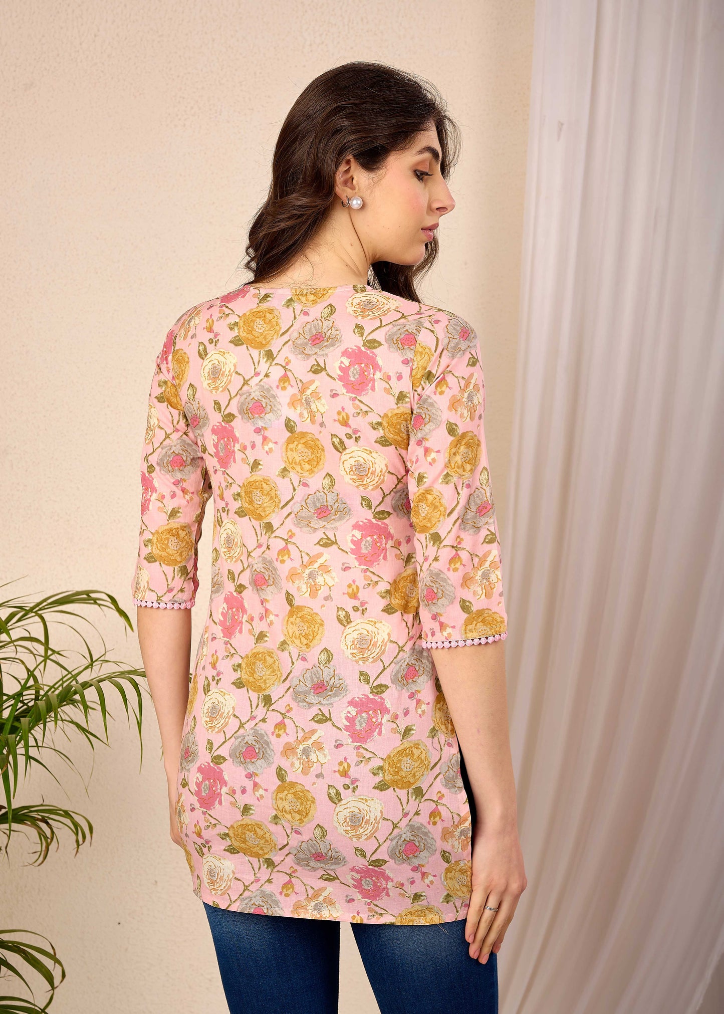 Women Pink Floral Printed Straight Tunic | LASVINI - Redefining Indian Fashion with Elegance