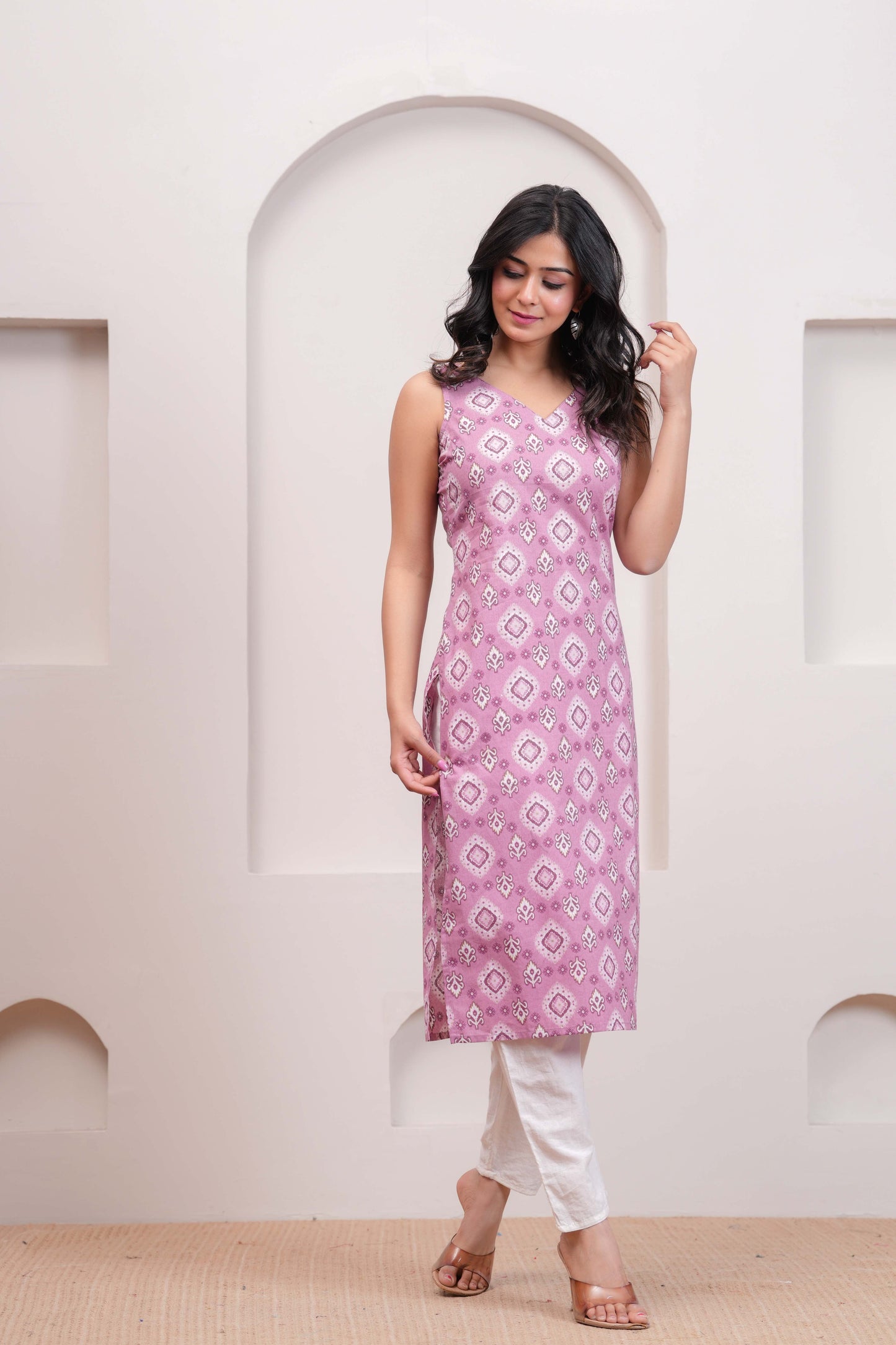 Mauve Printed Straight Sleeveless Kurta for Women | LASVINI - Redefining Indian Fashion with Elegance