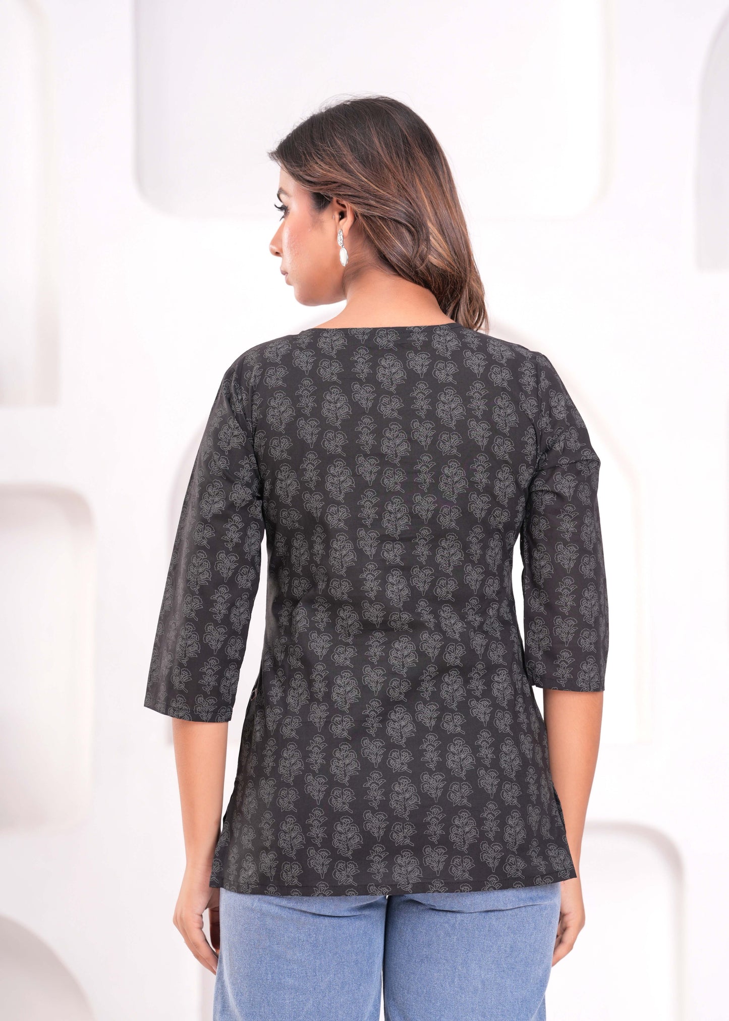 Black Floral Printed Tunic for Women | LASVINI - Redefining Indian Fashion with Elegance