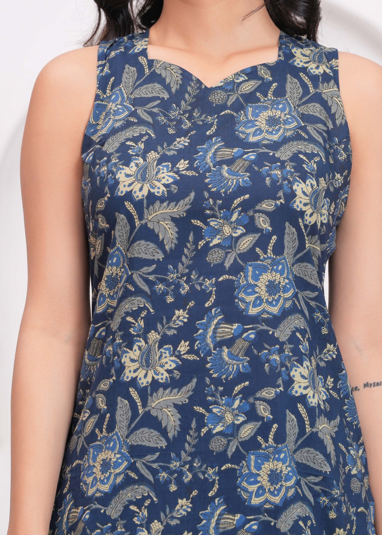 Blue Floral Printed Kurta Set with Dupatta for Women | LASVINI - Redefining Indian Fashion with Elegance