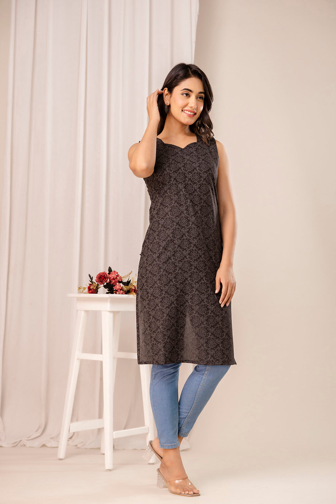 Black Printed Kurta for Women | LASVINI - Redefining Indian Fashion with Elegance