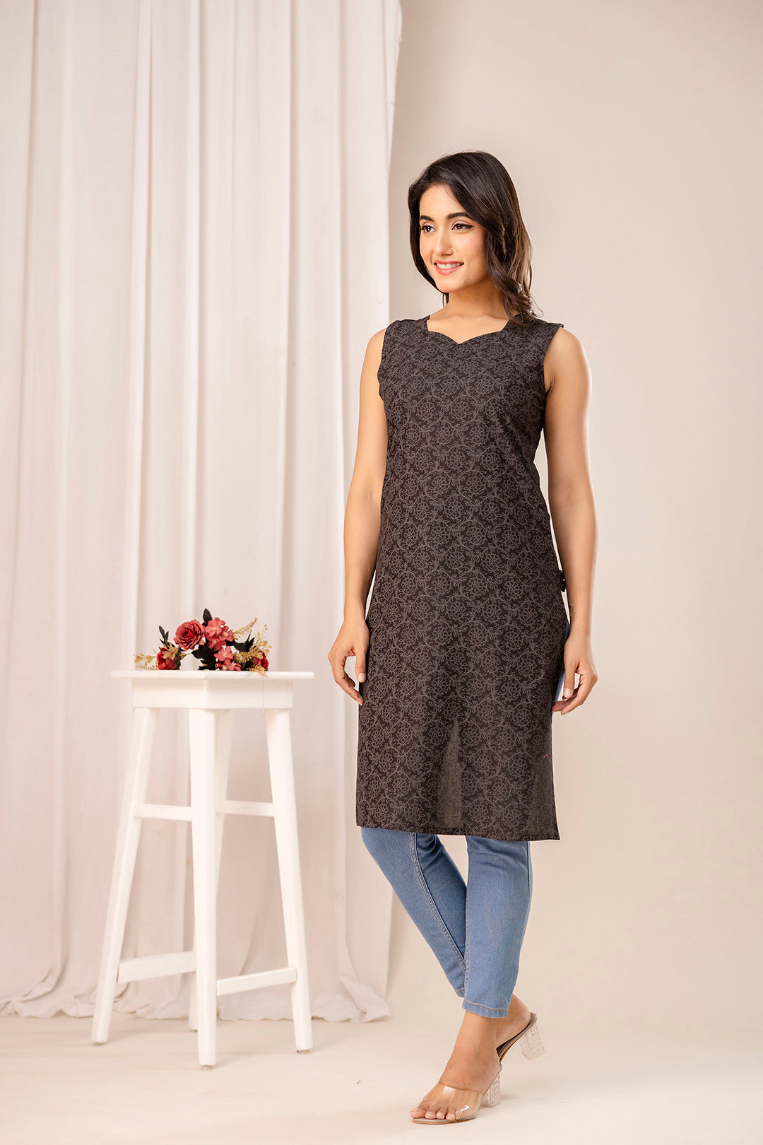 Black Printed Kurta for Women | LASVINI - Redefining Indian Fashion with Elegance