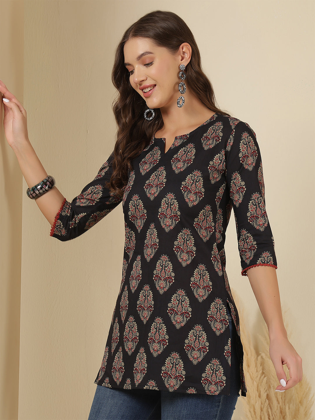 Women Black Printed Straight Tunic | LASVINI - Redefining Indian Fashion with Elegance