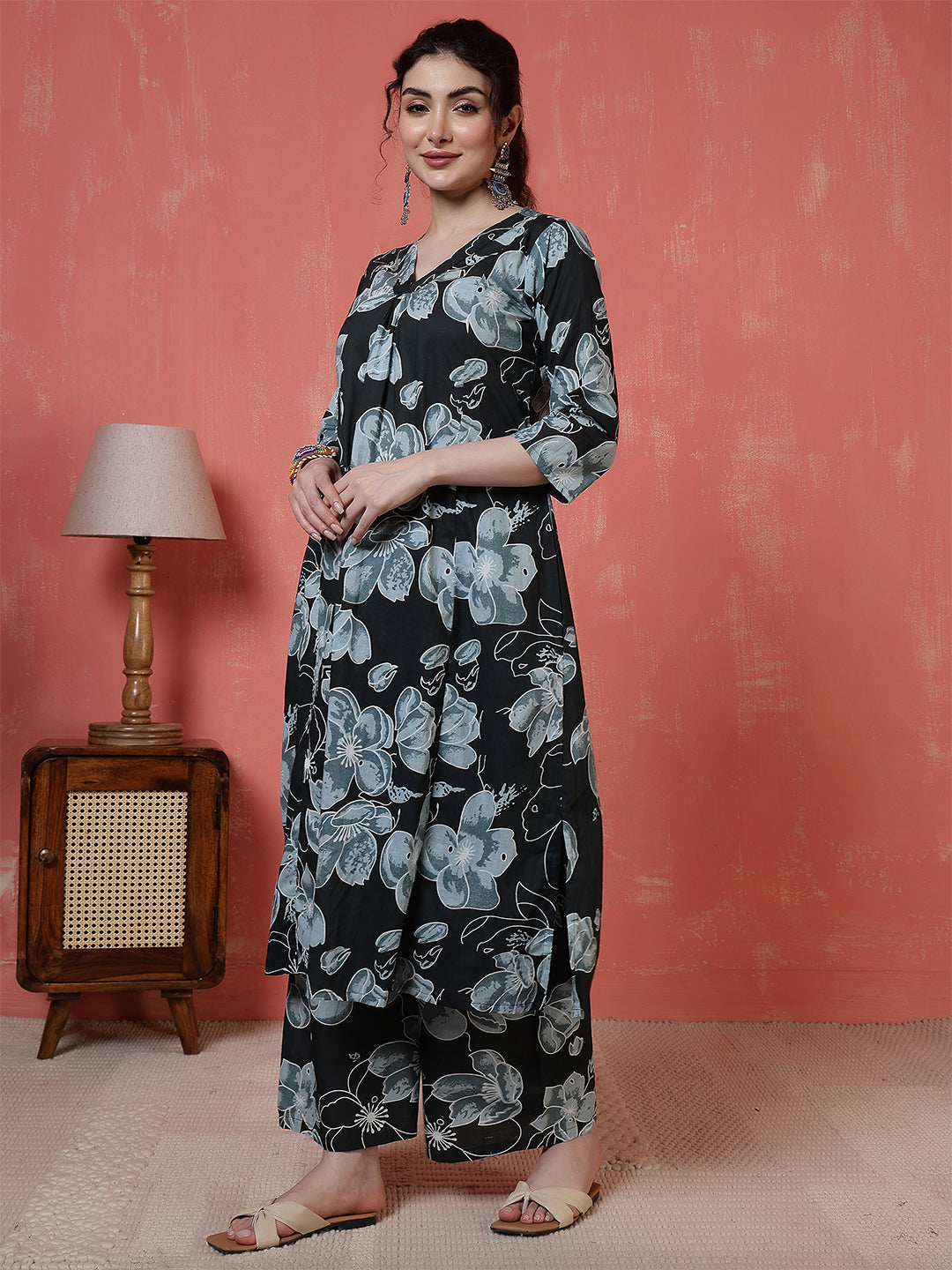 Black Floral Printed Co-Ord Set for Women | LASVINI - Redefining Indian Fashion with Elegance