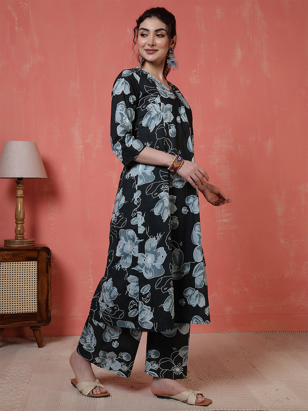 Black Floral Printed Co-Ord Set for Women | LASVINI - Redefining Indian Fashion with Elegance