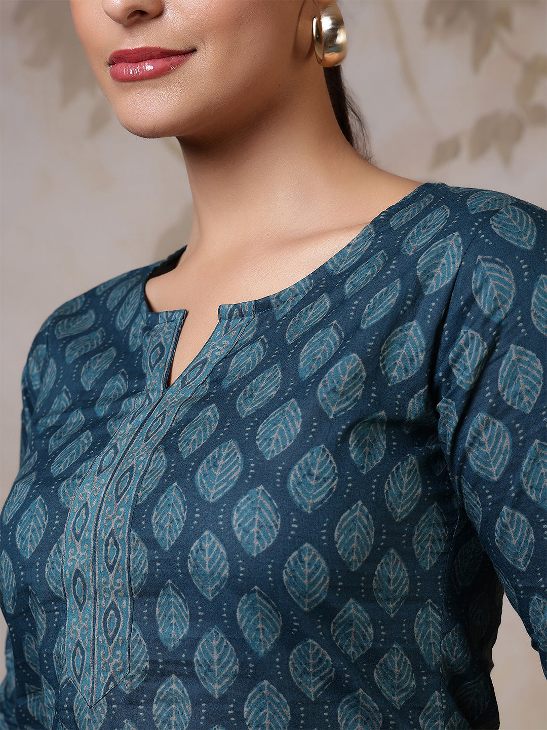 Women Teal Blue Printed Straight Tunic | LASVINI - Redefining Indian Fashion with Elegance