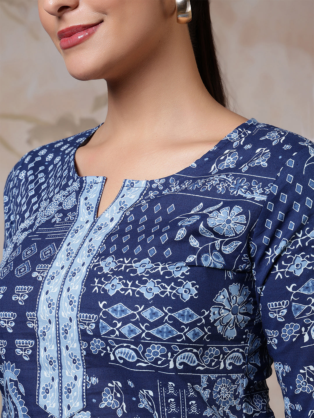 Women Blue Printed Straight Tunic | LASVINI - Redefining Indian Fashion with Elegance