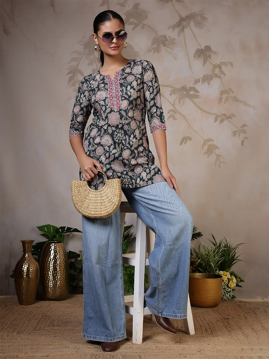 Women Green Printed Straight Tunic | LASVINI - Redefining Indian Fashion with Elegance